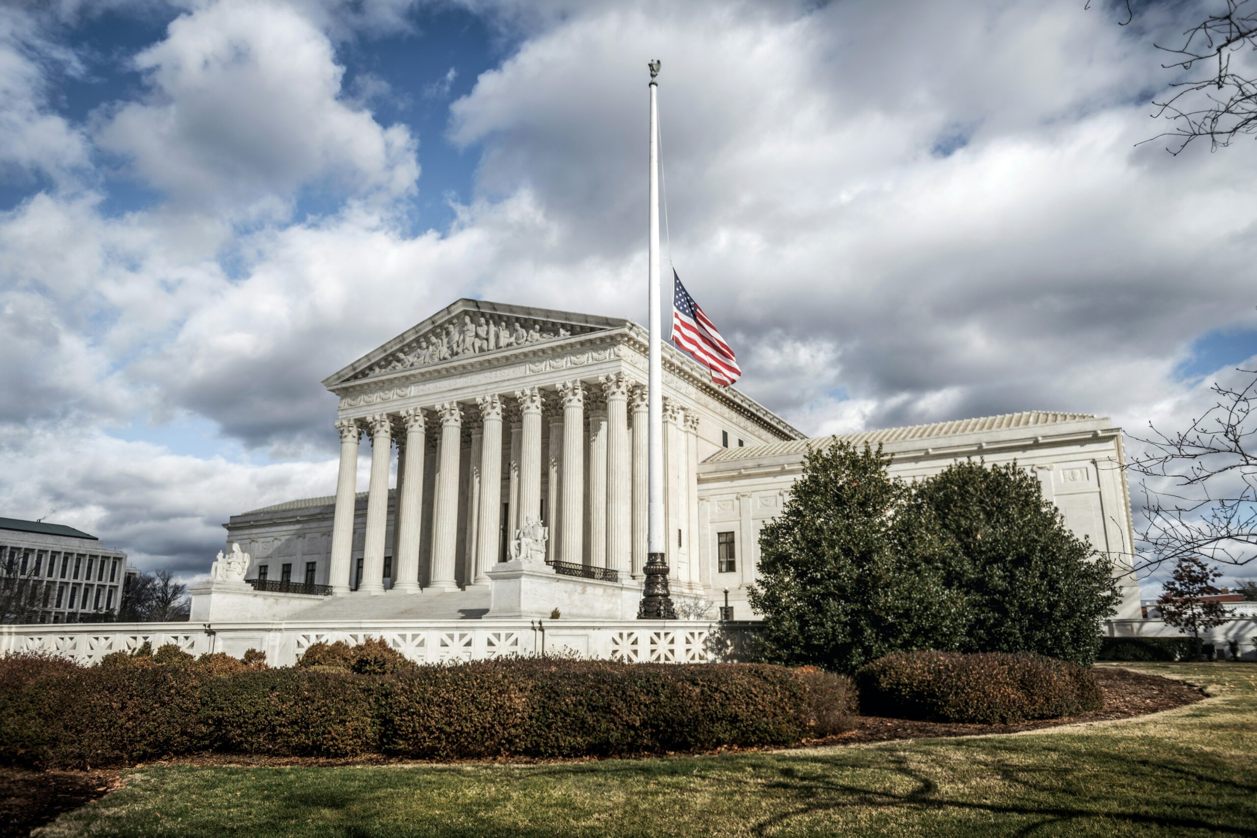 ¡Histórico en Estados Unidos! Abogado transgénero comparecerá ante la Suprema Corte